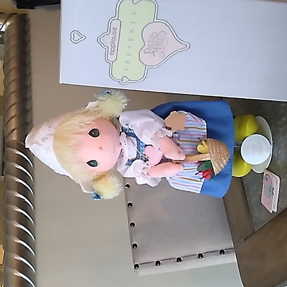 Precious Moments Other Precious Moments Dutch Doll The Worlds